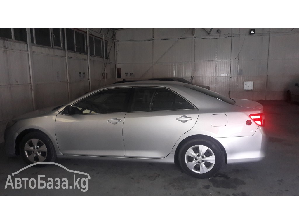 Toyota Camry 2013 года за ~889 900 сом