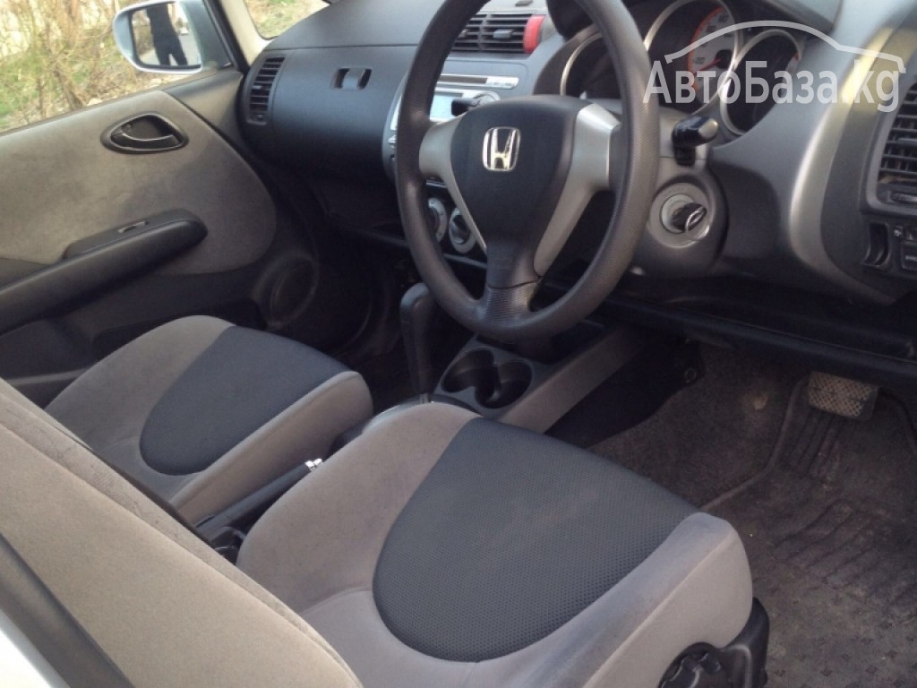 Honda Fit 2005 года за ~252 200 сом