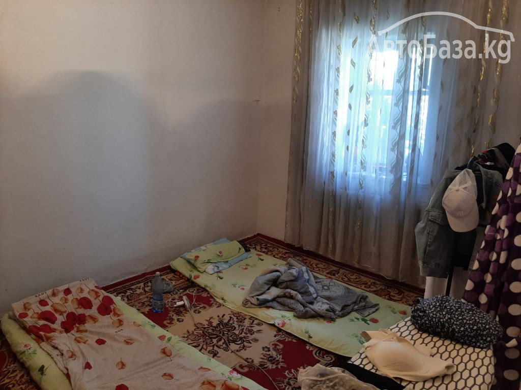 Продаю дом, в районе Пишпека, по ул. Крылова