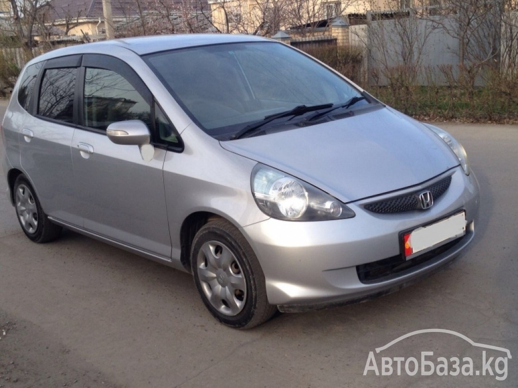 Honda Fit 2005 года за ~260 600 сом