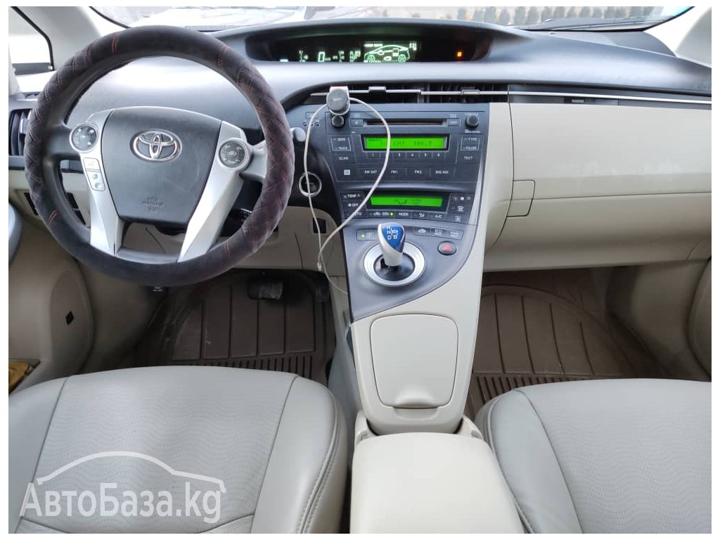 Toyota Prius 2010 года за ~1 034 500 сом