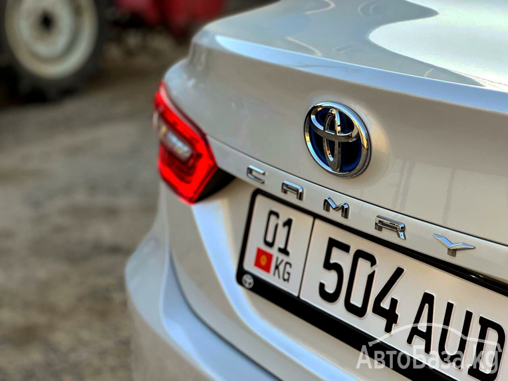 Toyota Camry 2017 года за ~2 368 500 сом