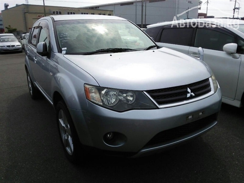 Mitsubishi Outlander 2006 года за ~823 800 сом