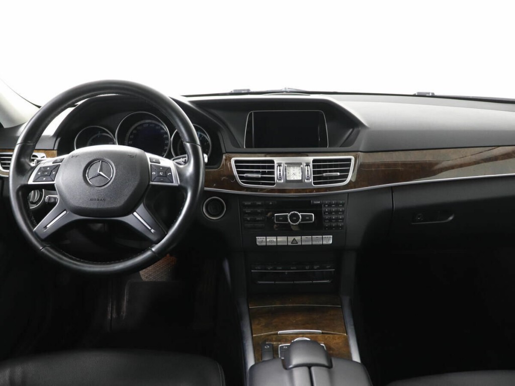 Mercedes-Benz E-Класс 2015 года за ~8 369 600 тг