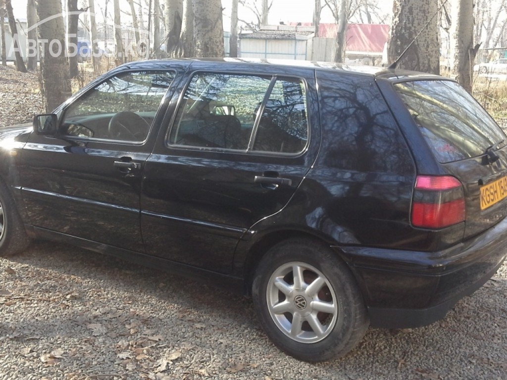 Volkswagen Golf 1997 года за 170 000 сом