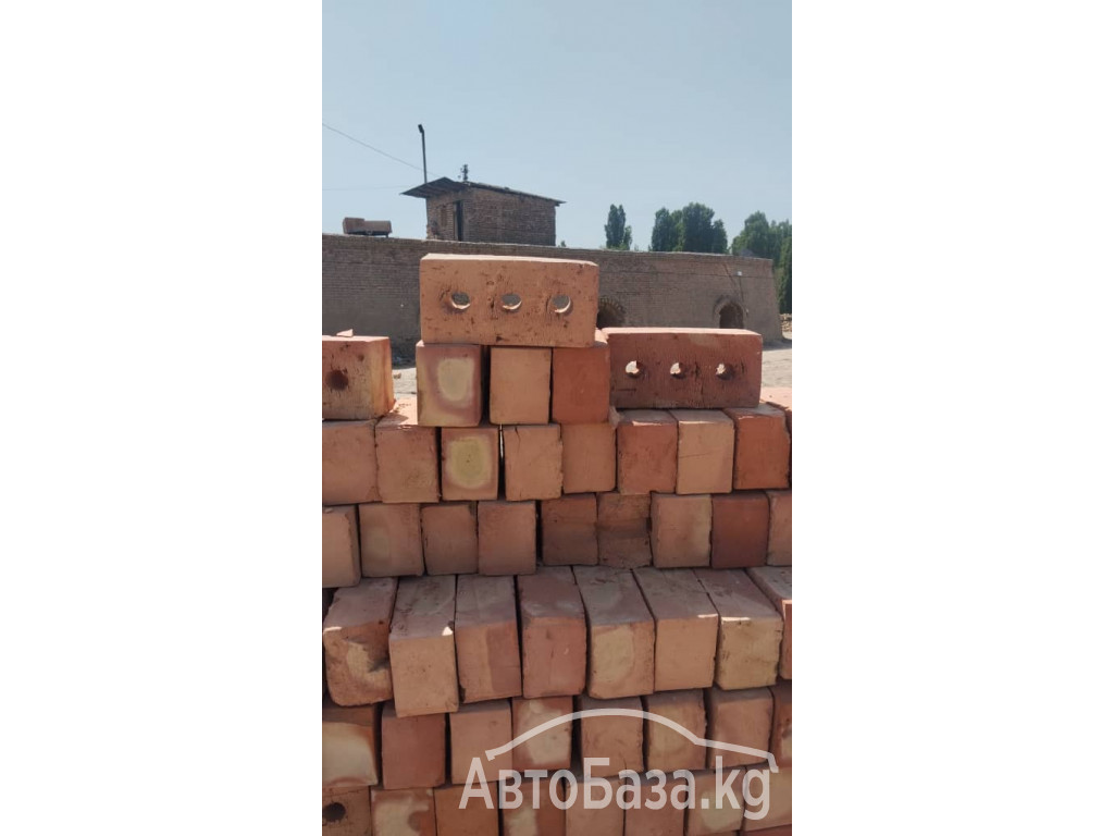 Кирпич, жжёный кирпич. Пустотелый, дырчатый, глиняный, керамический.