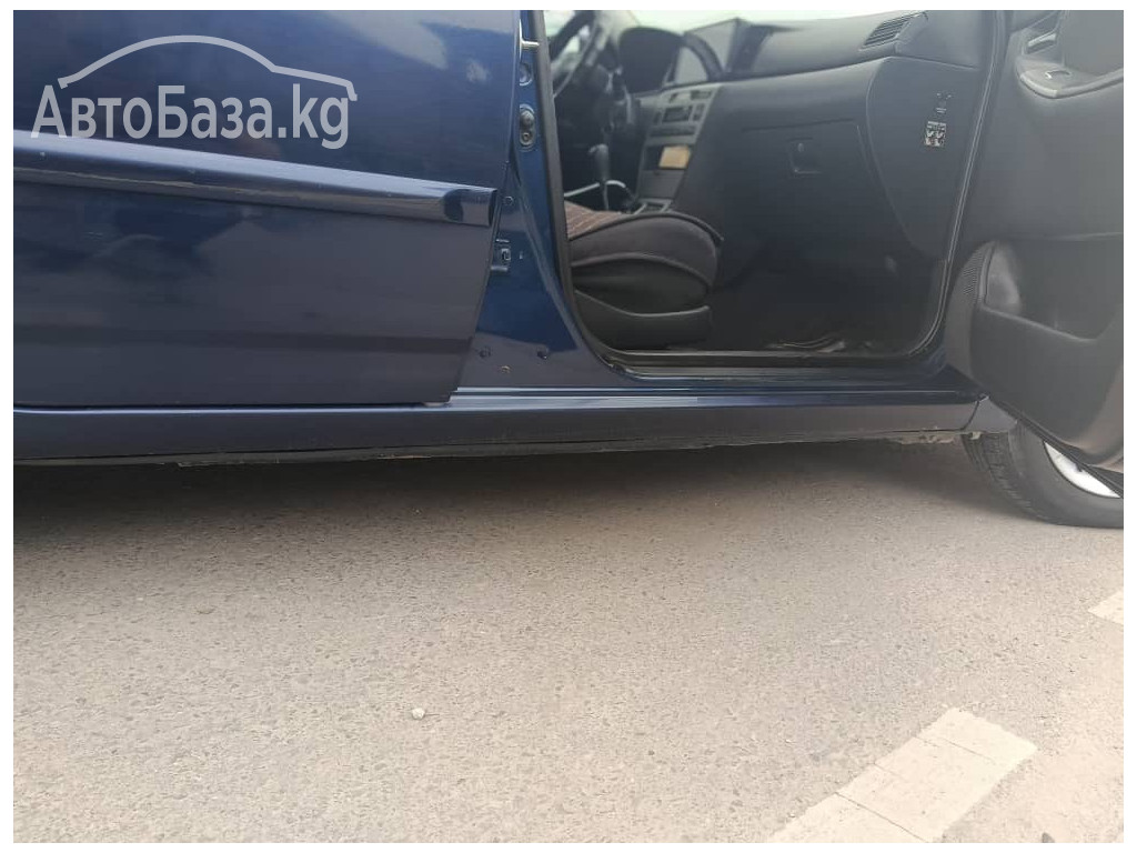 Toyota Corolla 2006 года за 5 500$