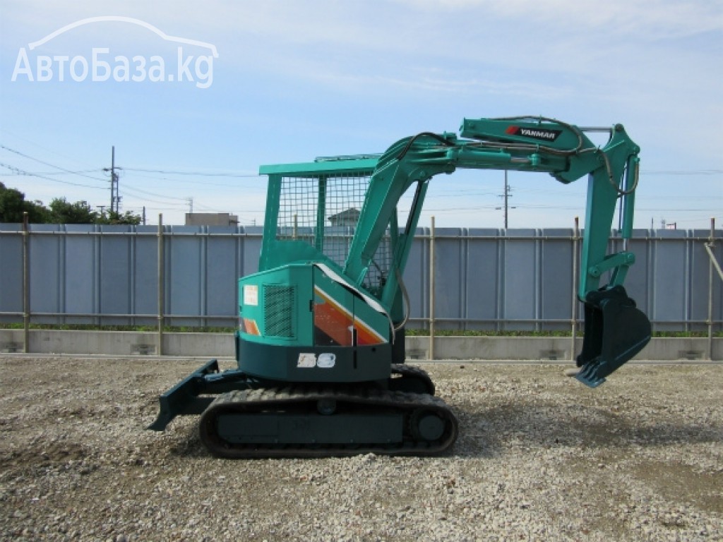 Экскаватор Yanmar B3