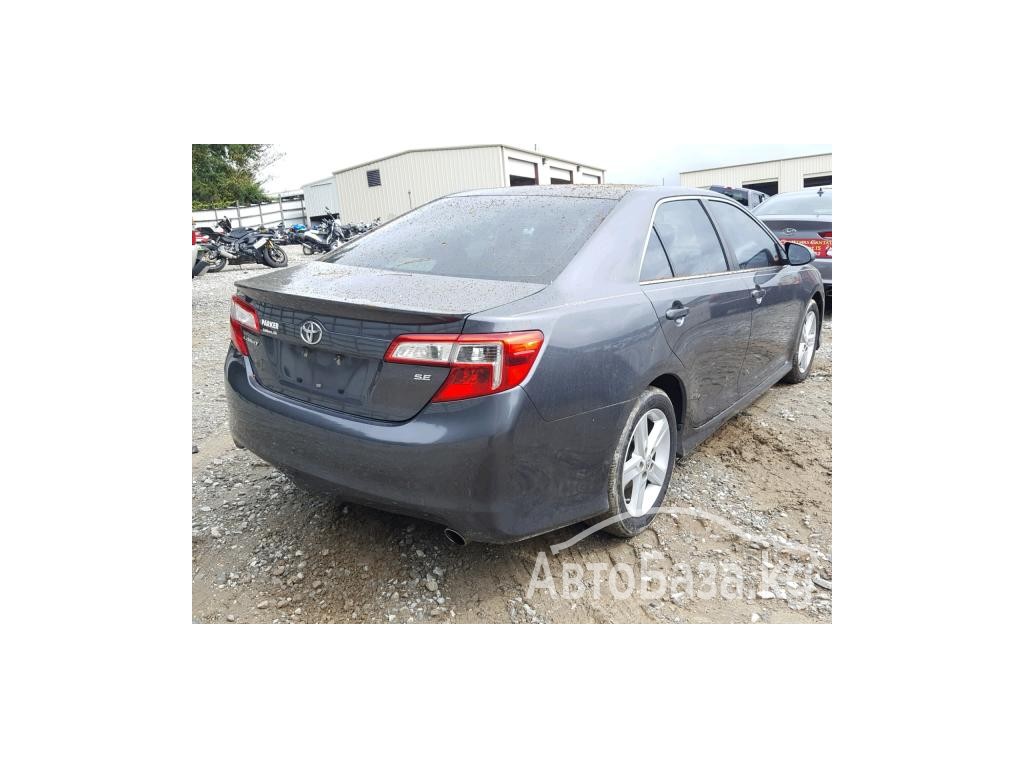 Toyota Camry 2012 года за ~647 100 сом