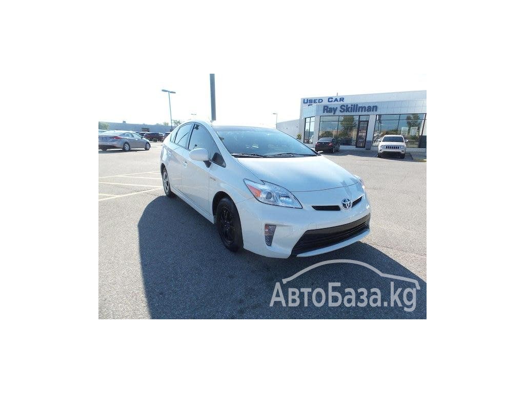 Toyota Prius 2014 года за ~1 077 600 сом