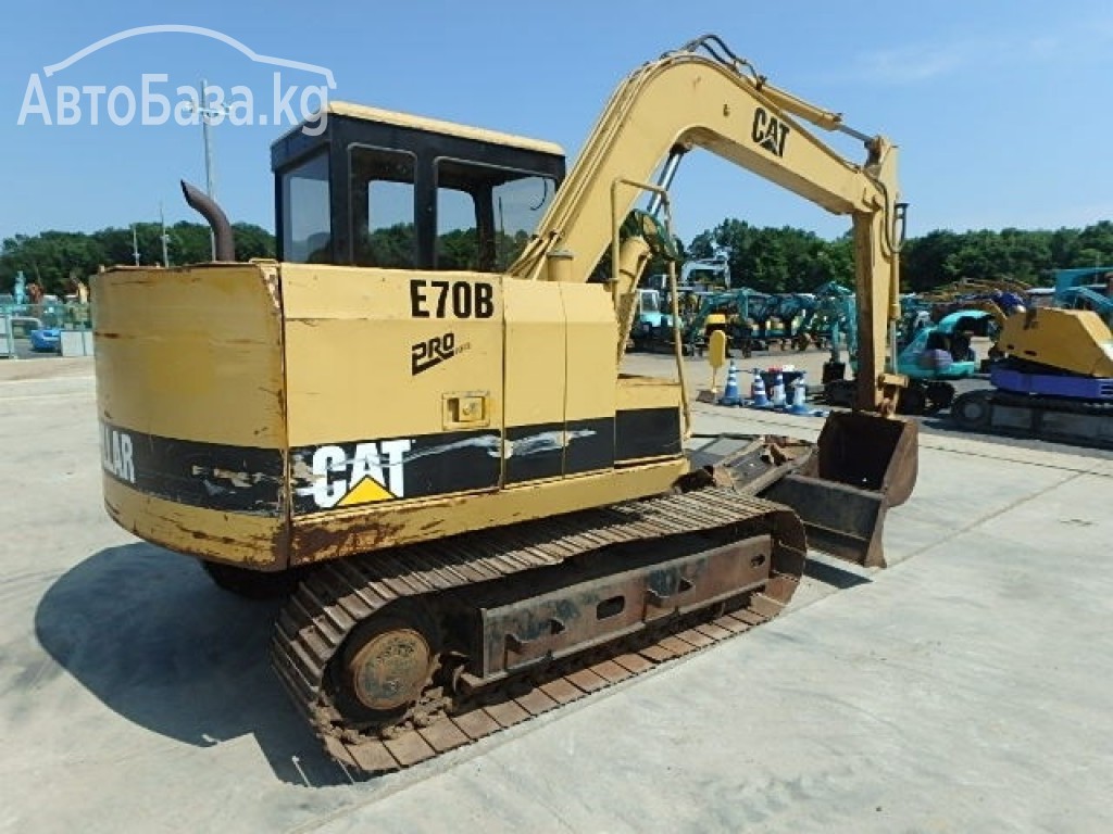 Экскаватор Caterpillar E70B