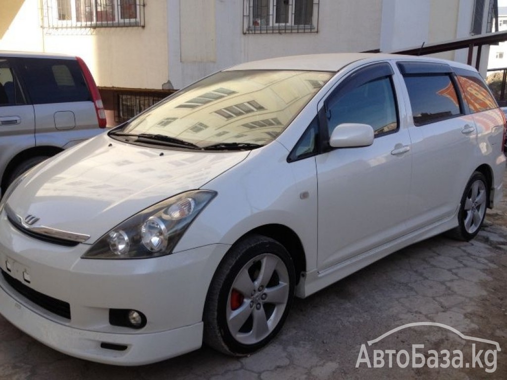 Toyota Wish 2004 года за 400 000 сом