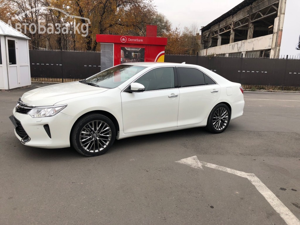 Toyota Camry 2017 года за ~2 267 300 сом