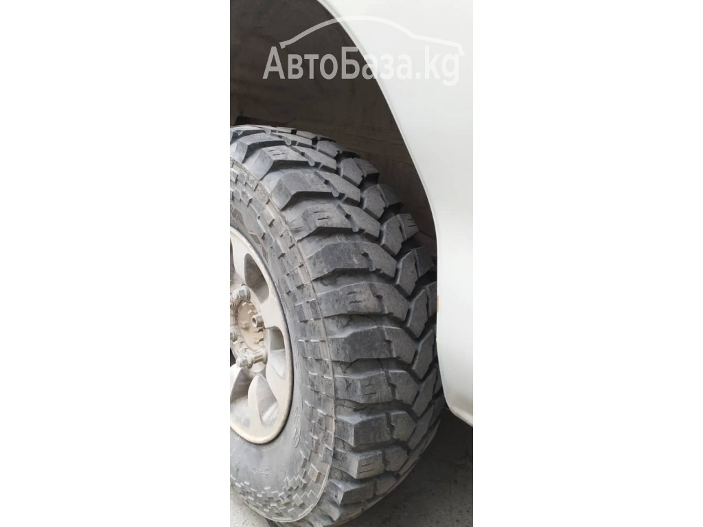 Грязевые б/у шины Maxxis Trepador 240/80/15