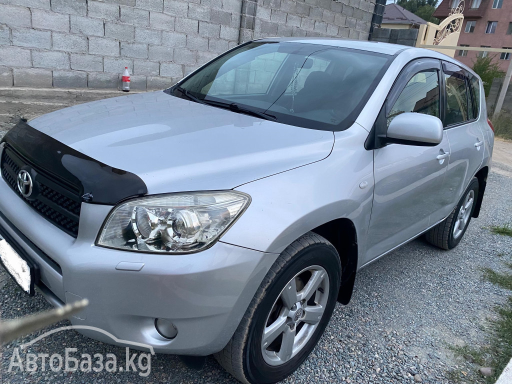 Toyota RAV4 2006 года за ~957 300 сом