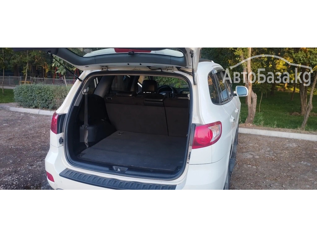 Hyundai Santa Fe 2009 года за ~1 096 500 сом