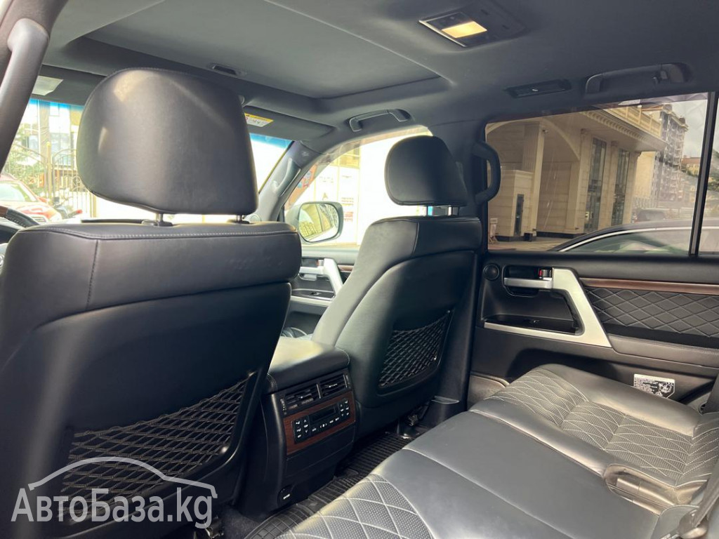 Toyota Land Cruiser 2017 года за ~7 217 400 сом