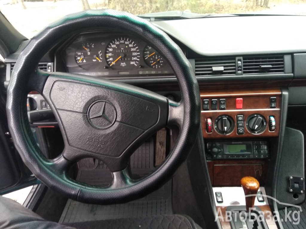 Mercedes-Benz E-Класс 1995 года за ~442 500 сом