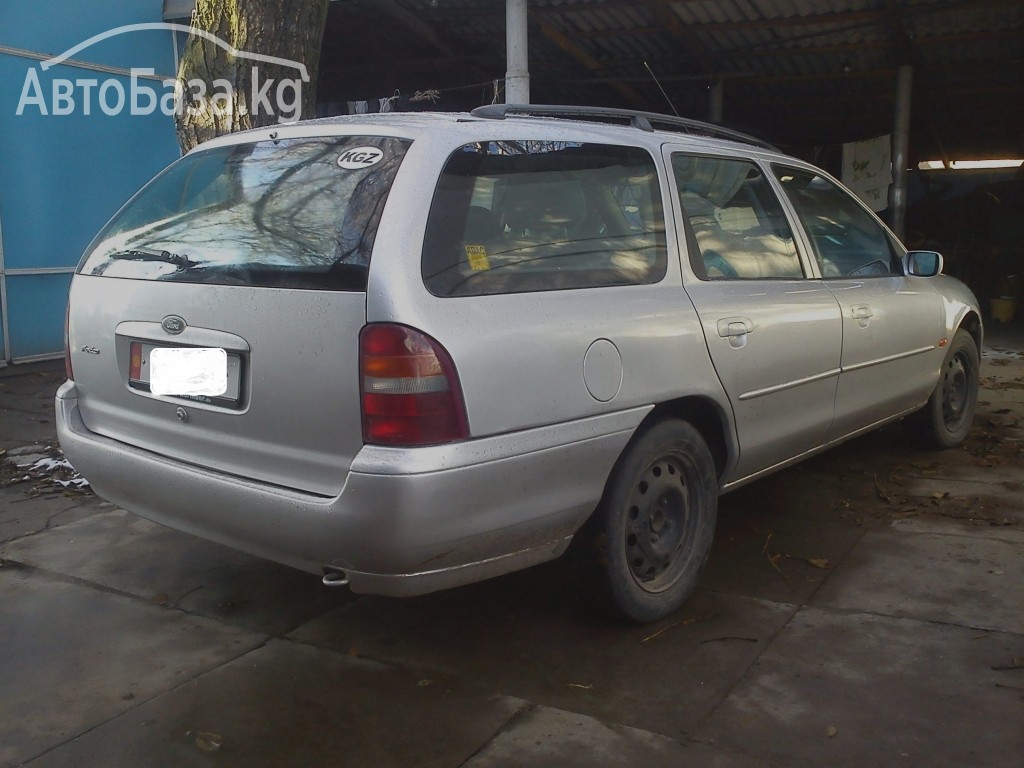 Ford Mondeo 2000 года за ~227 300 руб.