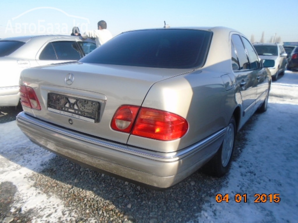 Mercedes-Benz E-Класс 1998 года за ~745 500 руб.