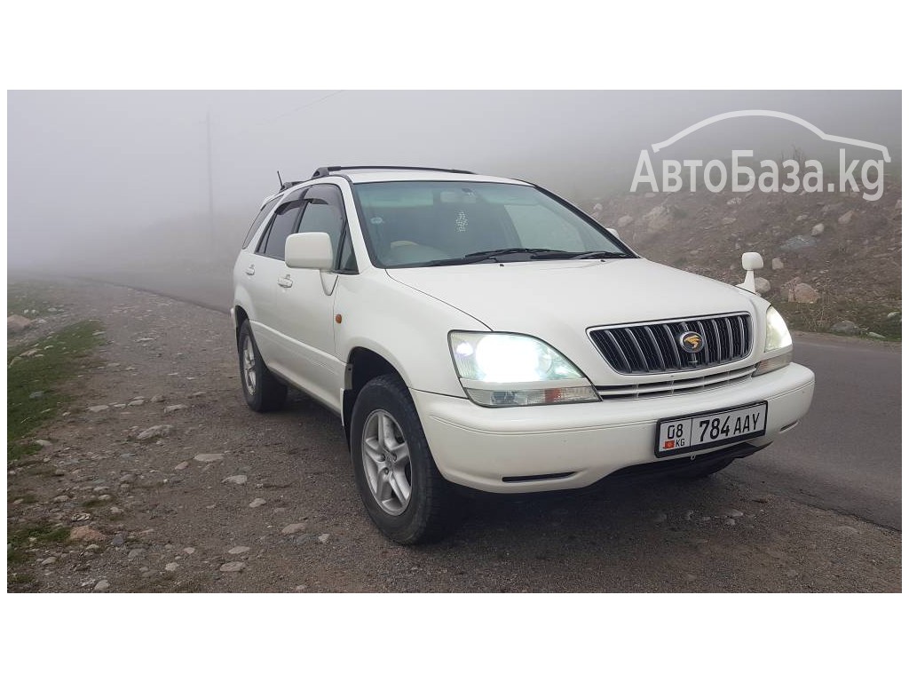 Toyota Harrier 2002 года за 7 500$