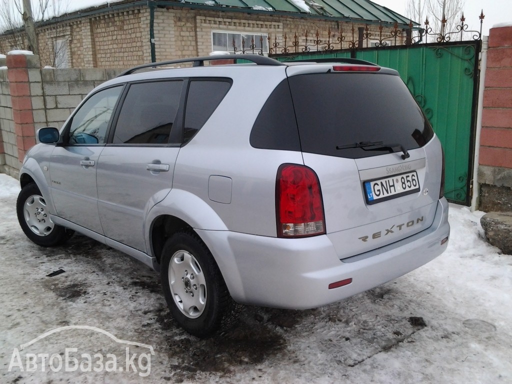 SsangYong Rexton 2005 года за 9 800$