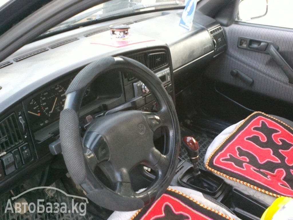 Volkswagen Passat 1993 года за ~283 200 сом