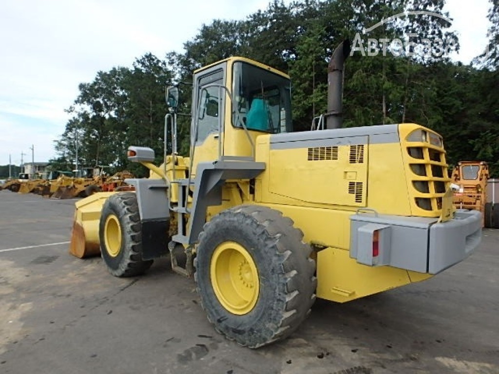 Трактор Komatsu WA300-3E