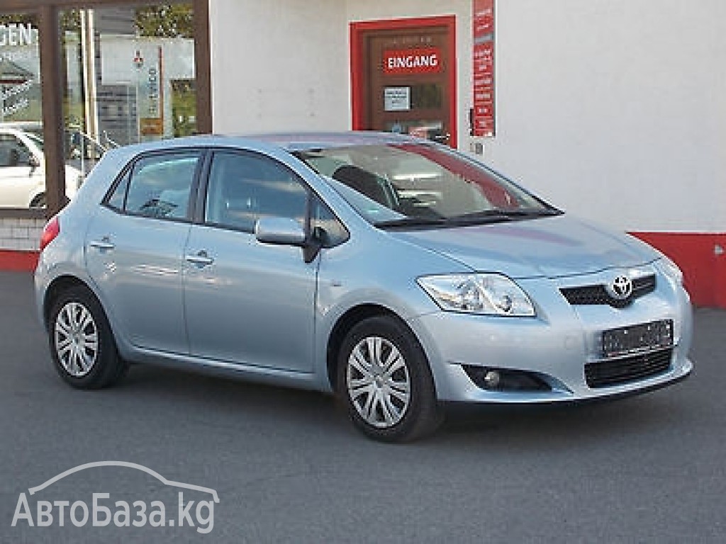 Toyota Auris 2007 года за 12 800$