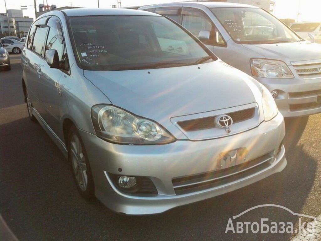 Toyota Ipsum 2004 года за ~613 500 сом