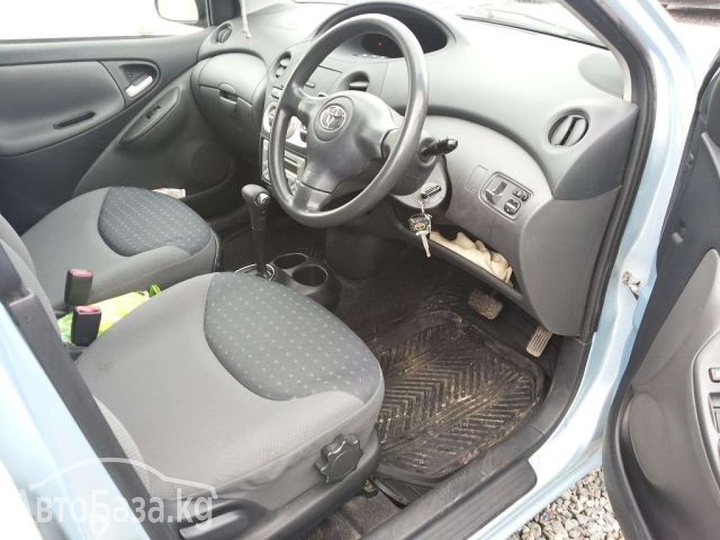 Toyota Vitz 2004 года за ~301 800 сом