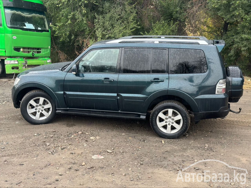 Mitsubishi Pajero 2008 года за ~940 200 сом