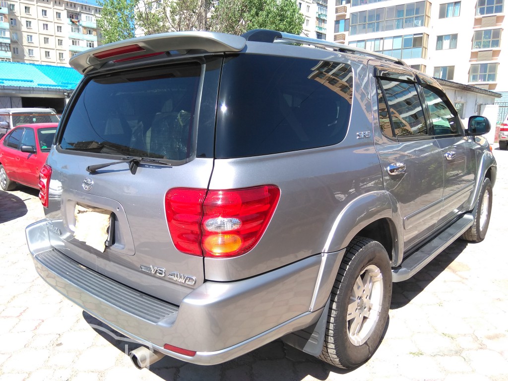 Toyota Sequoia 2001 года за ~948 300 сом