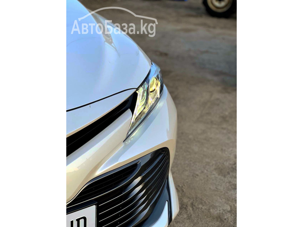 Toyota Camry 2017 года за 27 000$