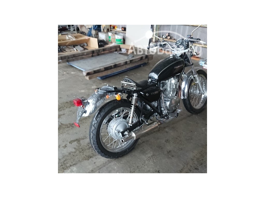  Honda CB400SS