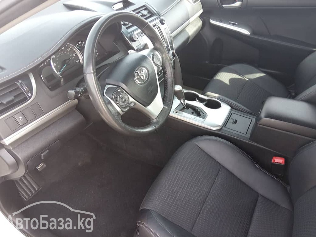 Toyota Camry 2012 года за ~1 103 500 сом