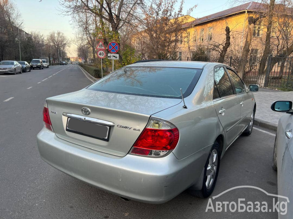 Toyota Camry 2004 года за ~1 000 000 сом