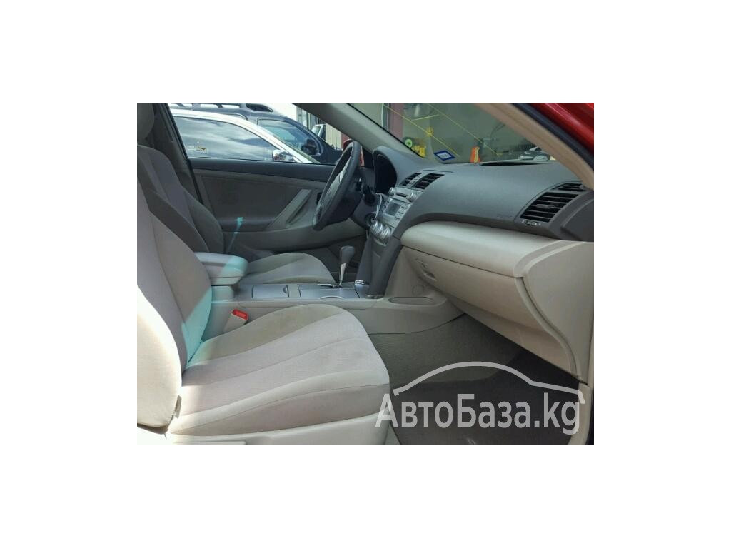 Toyota Camry 2011 года за 838 500 сом