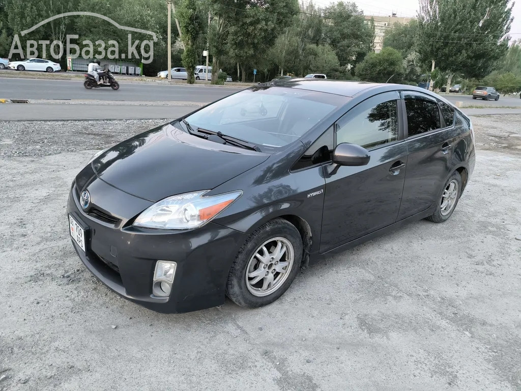 Toyota Prius 2011 года за ~965 000 сом