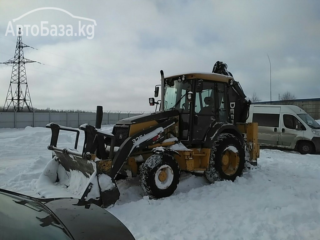 Эвакуатор John Deere 325J 