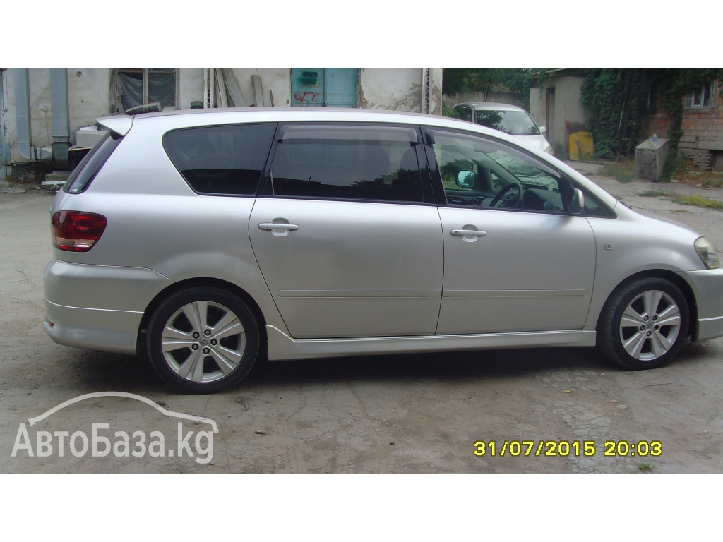 Toyota Ipsum 2003 года за 320 000 сом