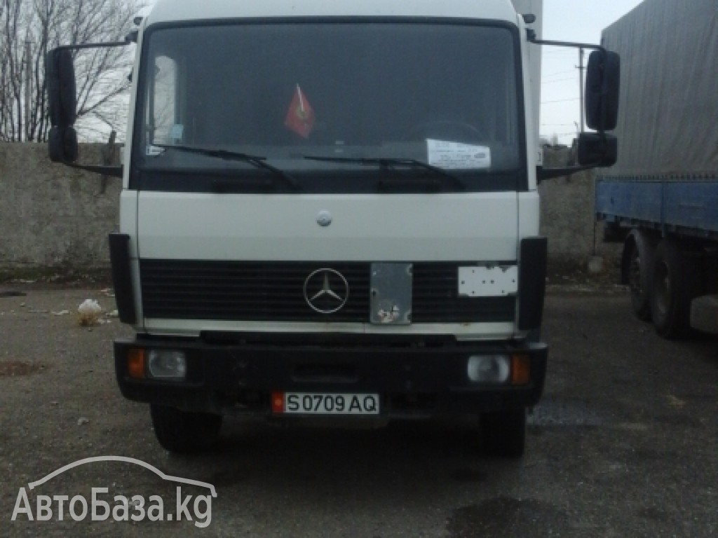 Термофургон Mercedes-Benz 1320