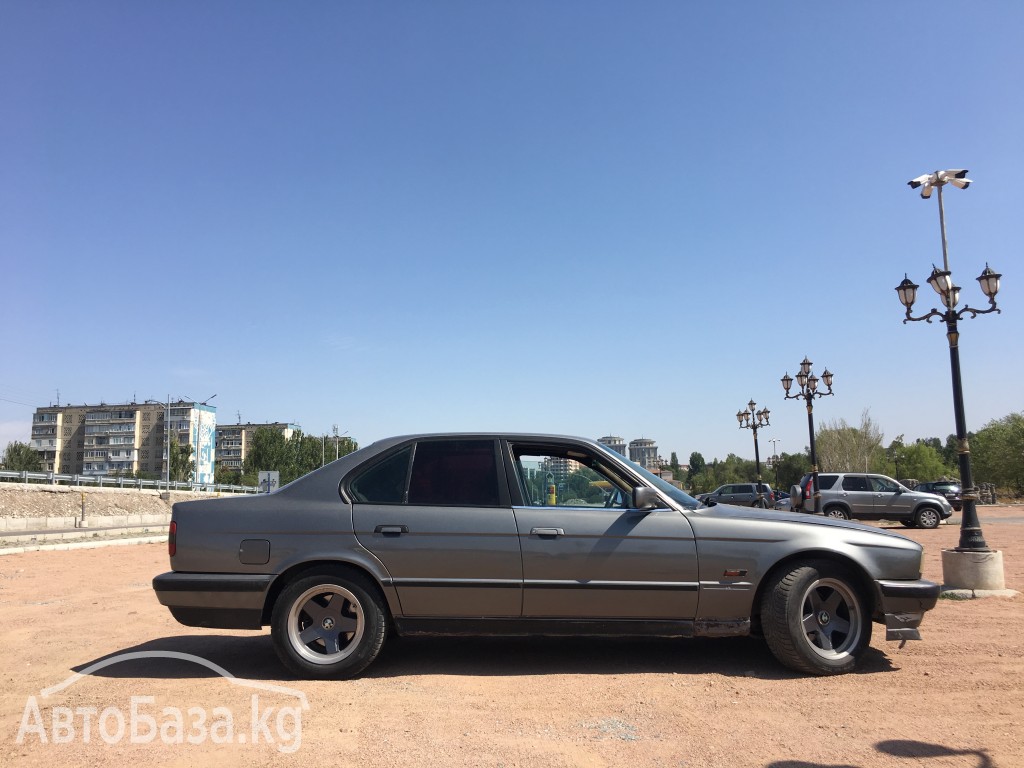 BMW 5 серия 1993 года за 120 000 сом