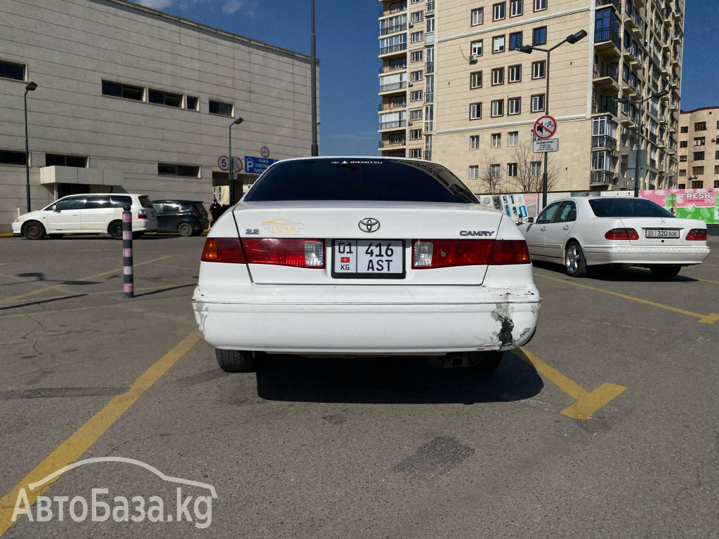 Toyota Camry 2000 года за ~1 947 400 тг