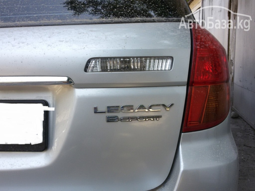 Subaru Legacy 2005 года за ~442 500 сом