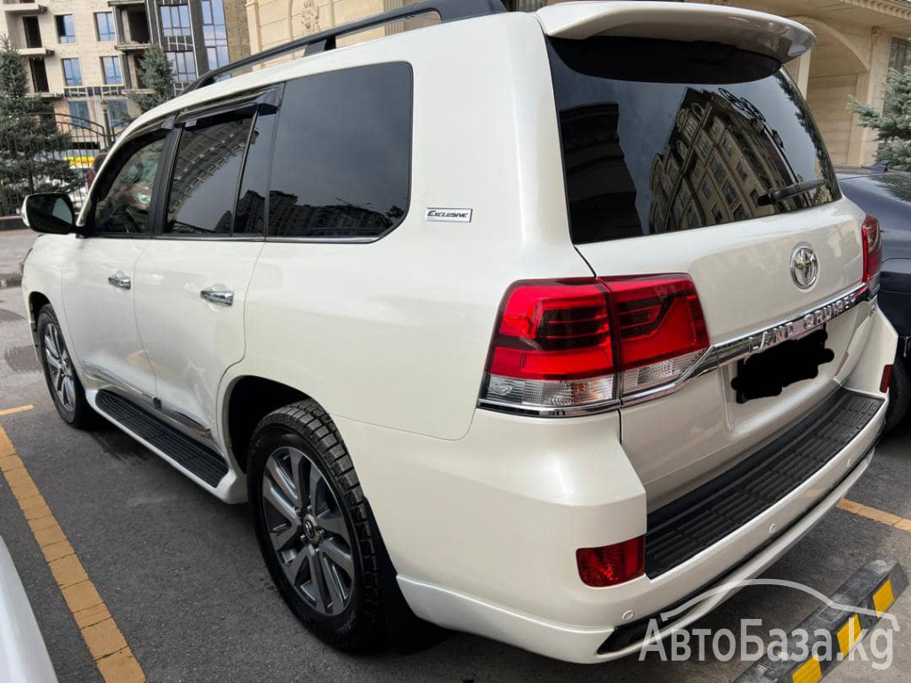 Toyota Land Cruiser 2017 года за ~7 217 400 сом