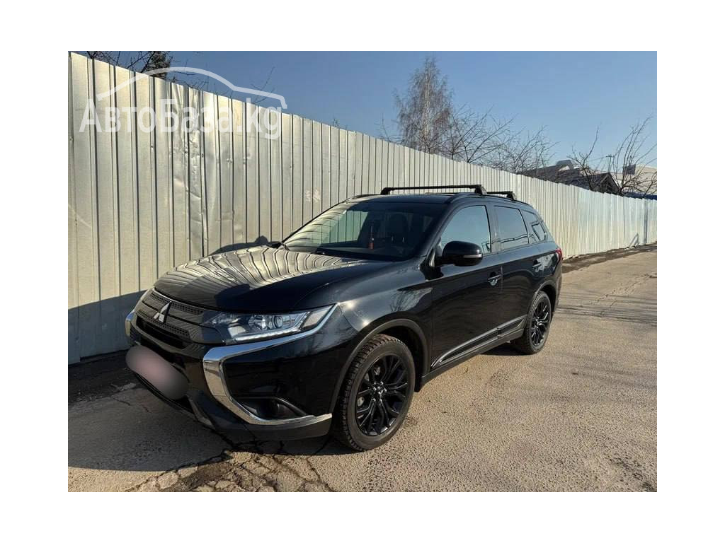 Mitsubishi Outlander 2017 года за ~2 061 500 сом