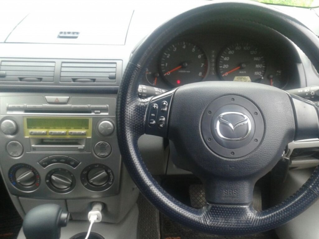 Mazda Demio 2004 года за 3 500$