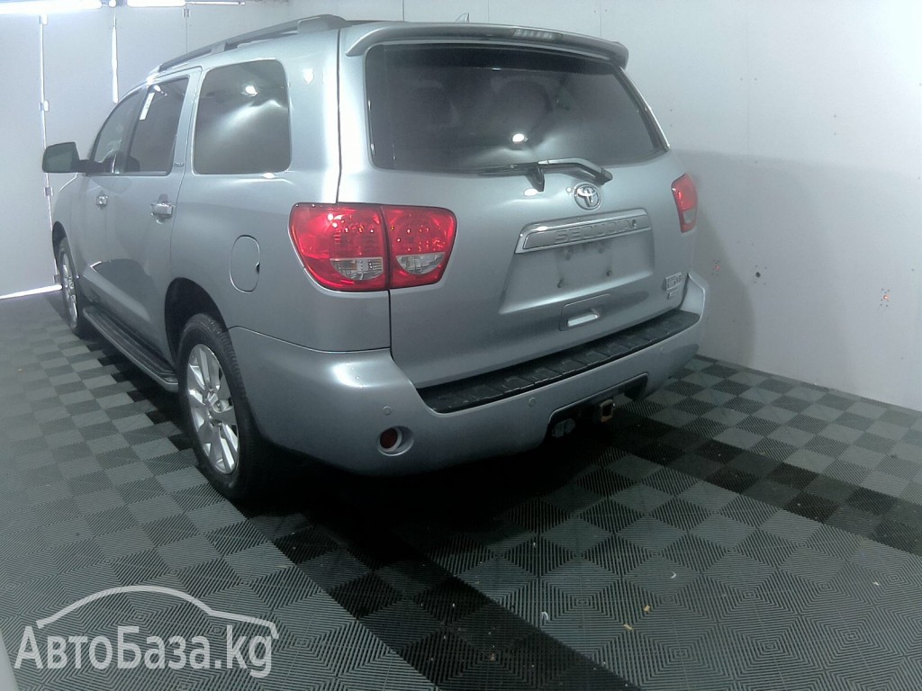 Toyota Sequoia 2014 года за ~2 758 700 сом