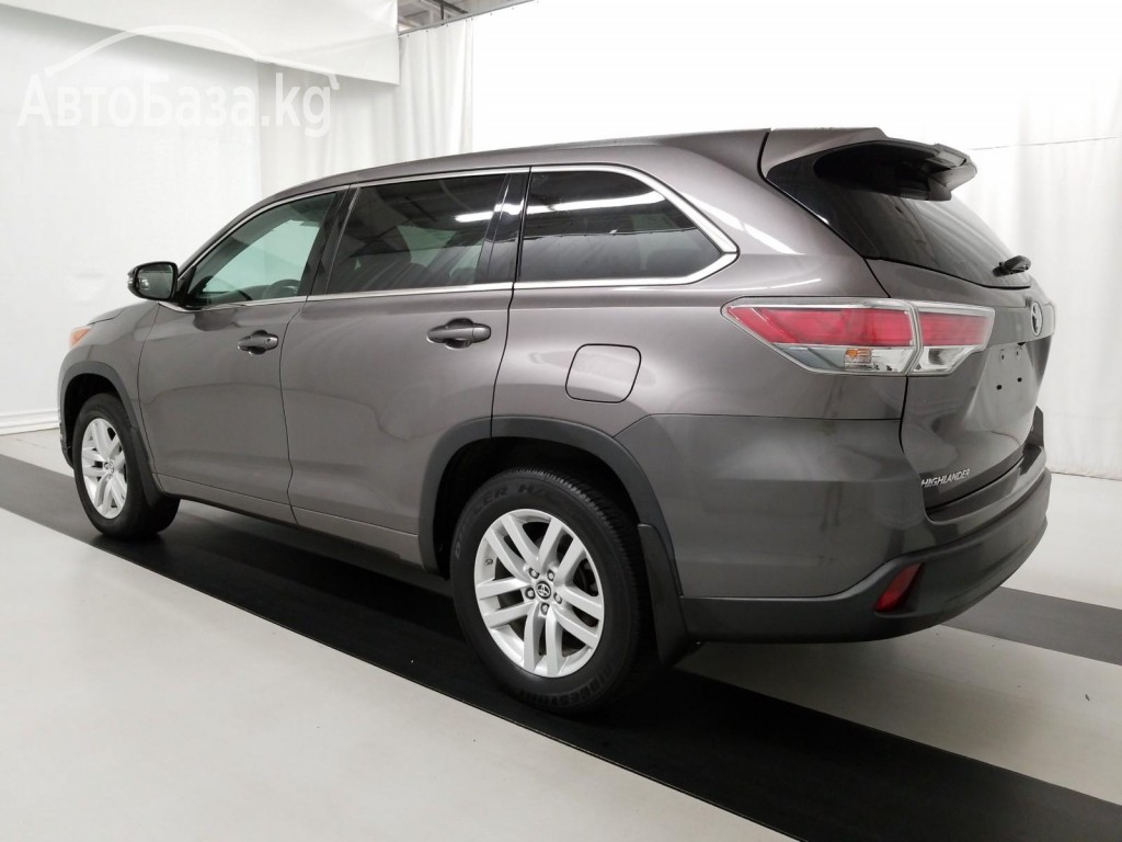 Toyota Highlander 2015 года за ~2 787 700 сом